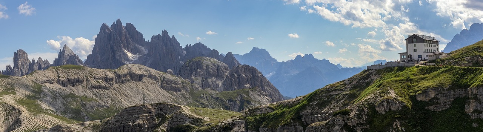 Sentiers emblématiques des Dolomites